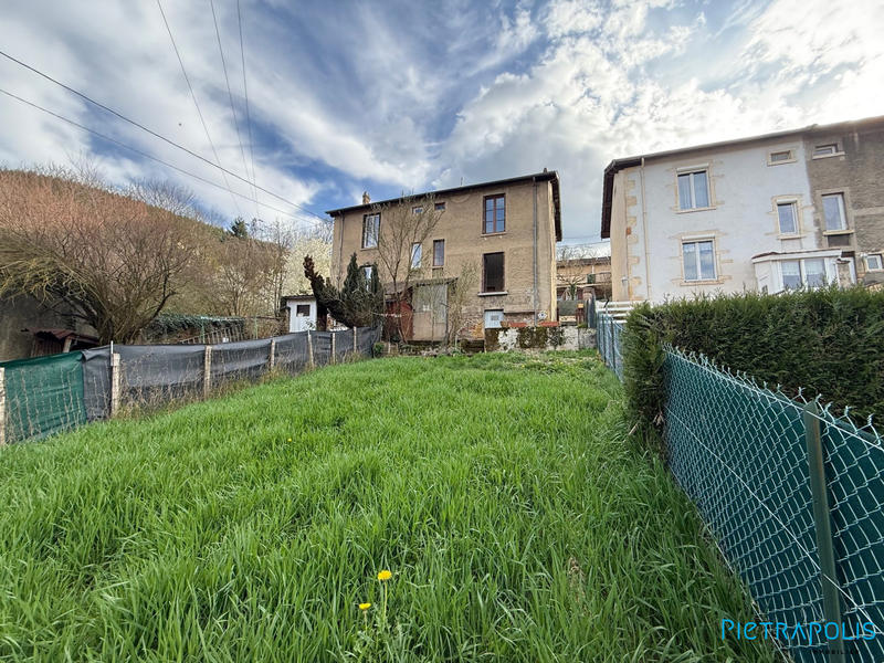 Maison - 85 m² - 5 pièces