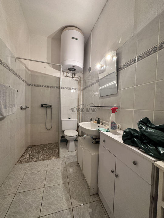 Maison - 220 m² - 8 pièces