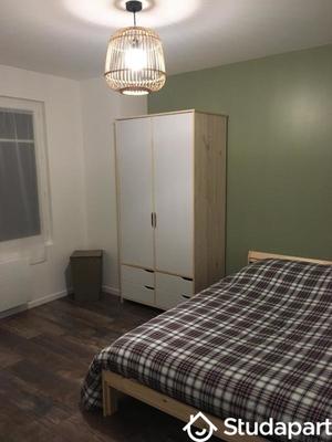 Chambre - 12 m² - 1 pièce