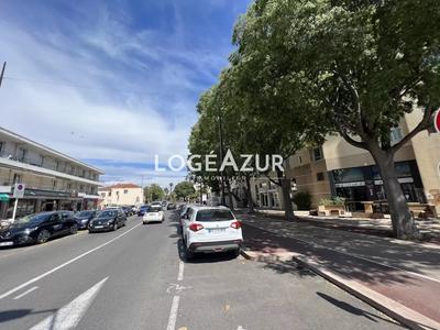 Local commercial - 60 m²