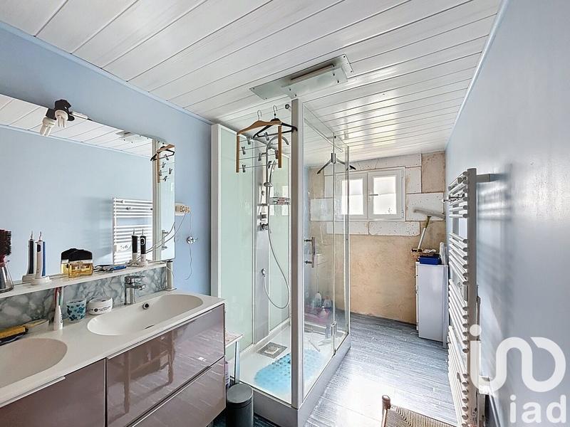 Maison - 375 m² - 10 pièces