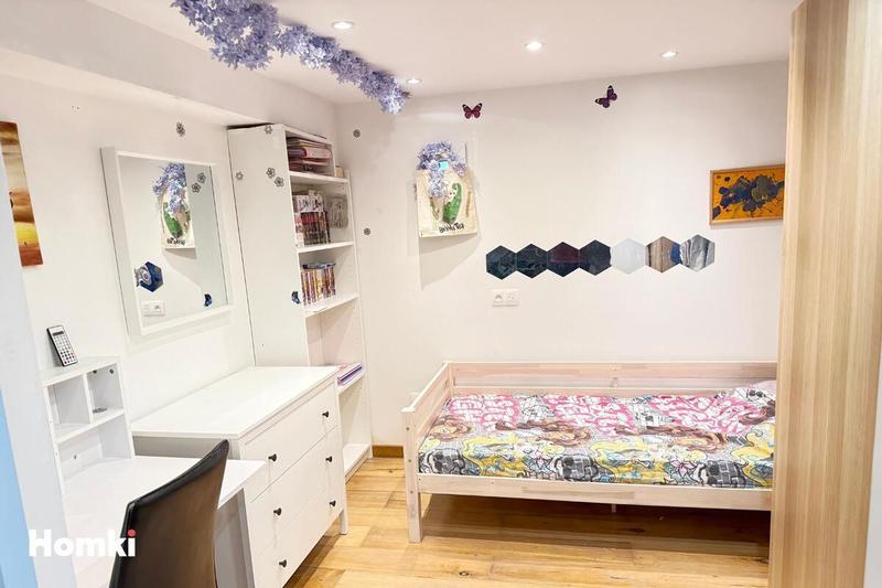 Appartement - 107 m² - 4 pièces