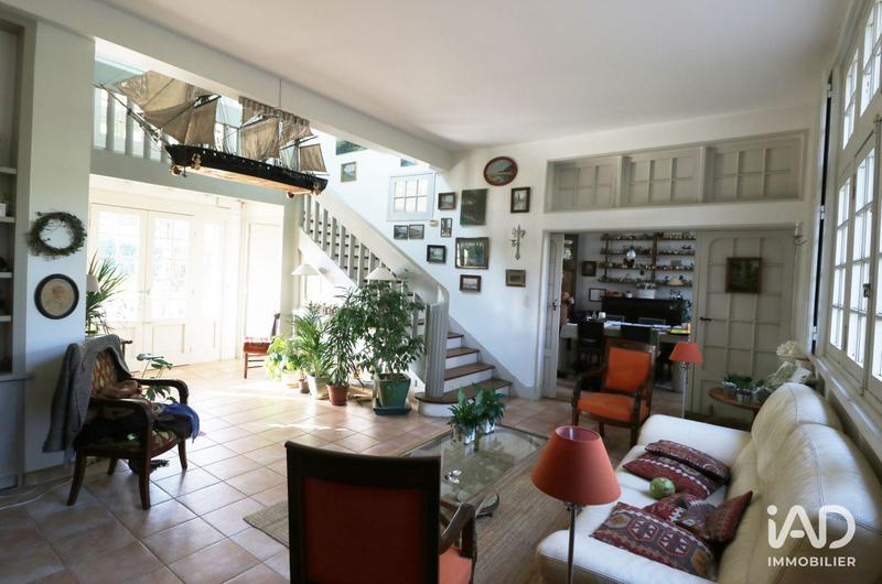 Maison - 193 m² - 7 pièces