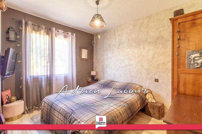 Maison - 97 m² - 7 pièces