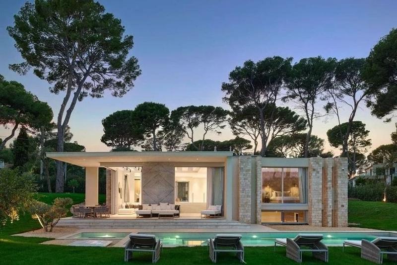 Villa - 330 m² - 7 pièces