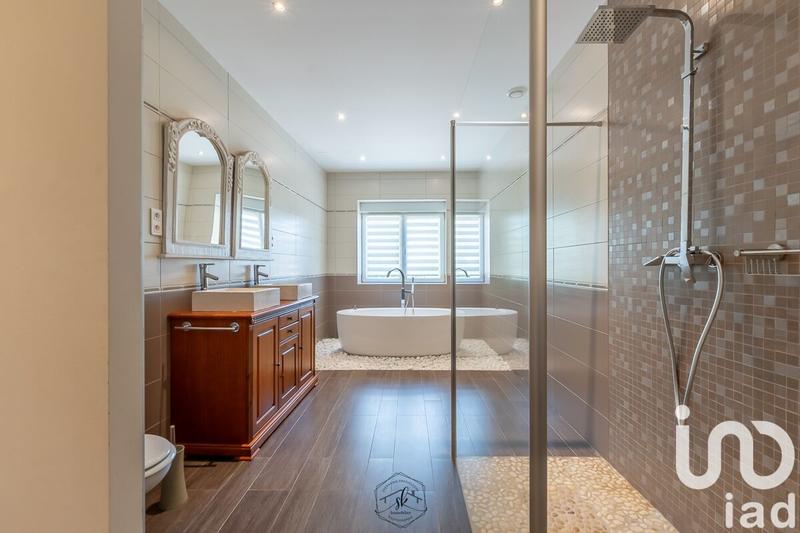 Ferme - 215 m² - 6 pièces