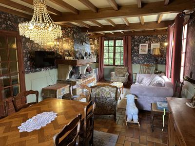 Maison - 143 m² - 5 pièces