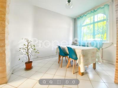 Maison - 83 m² - 6 pièces