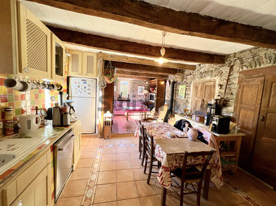 Mas - 76 m² - 4 pièces