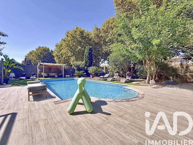 Maison - 185 m² - 6 pièces