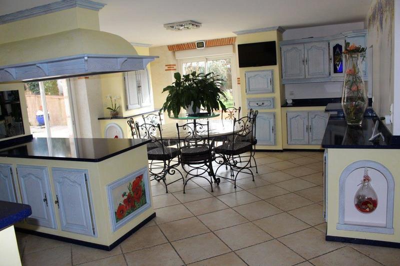 Maison en pierre - 420 m² - 11 pièces