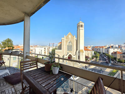 Appartement - 89 m² - 5 pièces