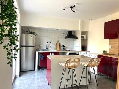 Propriété - 100 m² - 4 pièces