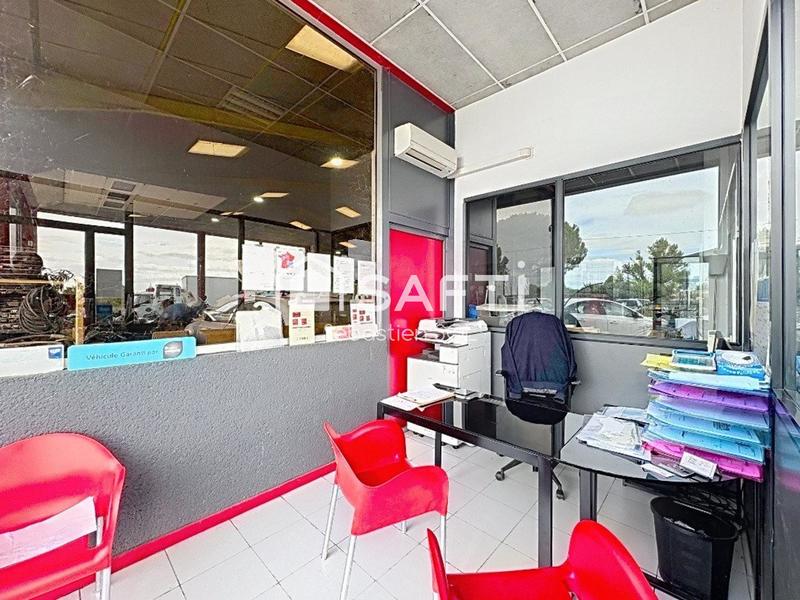 Local commercial - 1 485 m² - 10 pièces