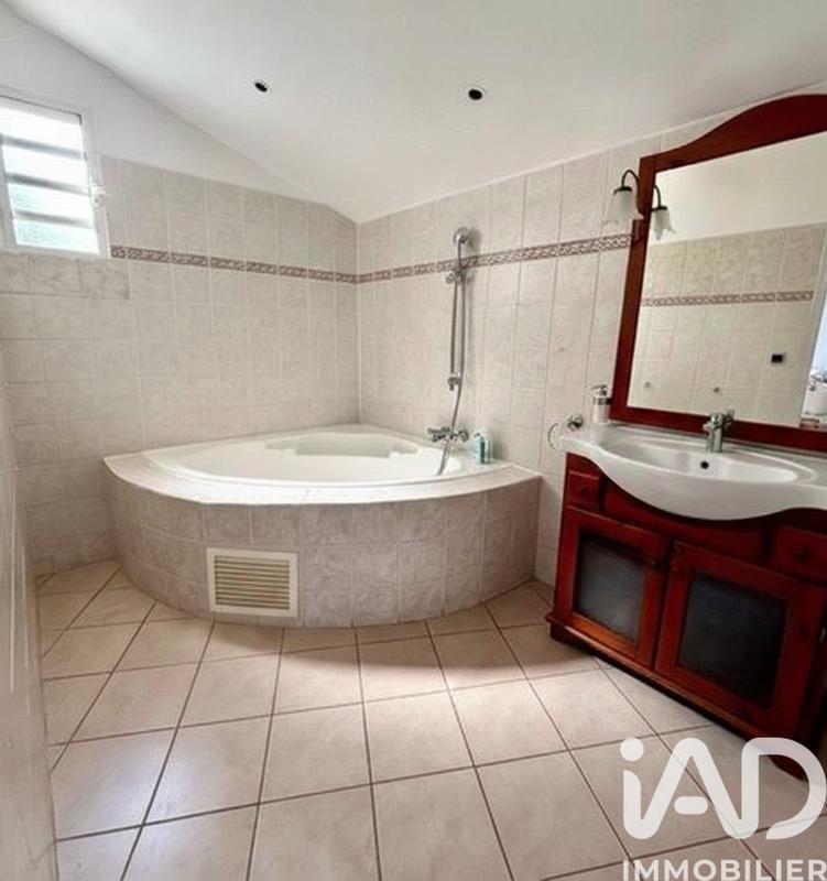 Maison - 144 m² - 5 pièces