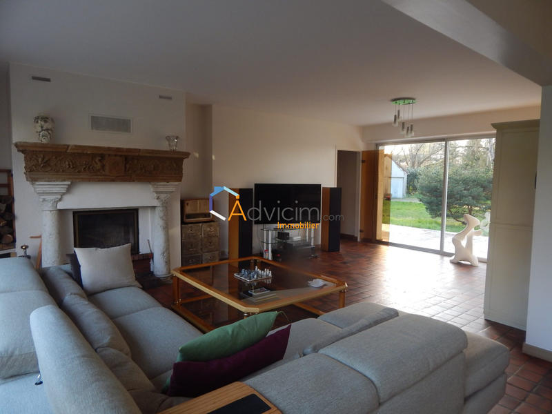 Villa - 250 m² - 8 pièces