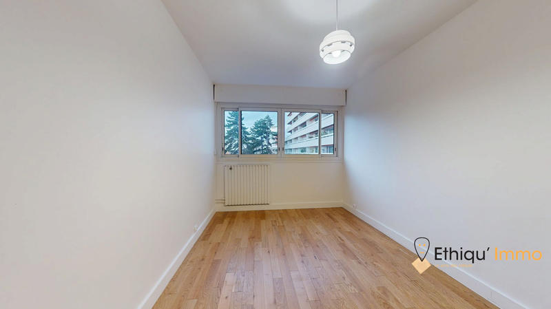 Appartement - 79 m² - 4 pièces
