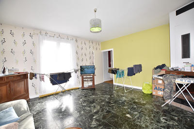 Maison - 179 m² - 10 pièces