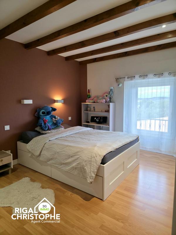 Maison de village - 158 m² - 8 pièces