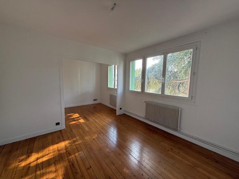 Appartement - 57 m² - 4 pièces