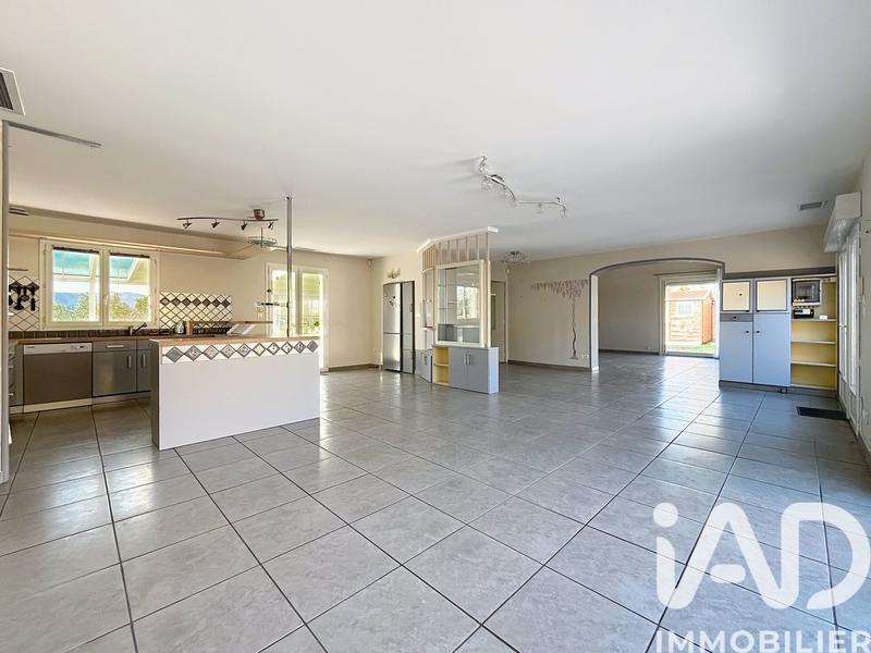 Maison - 178 m² - 5 pièces