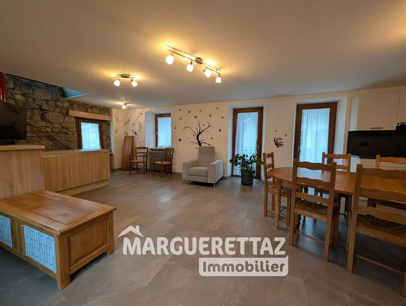 Maison de village - 127 m² - 4 pièces