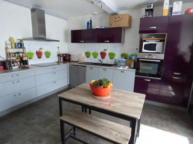 Maison - 221 m² - 7 pièces