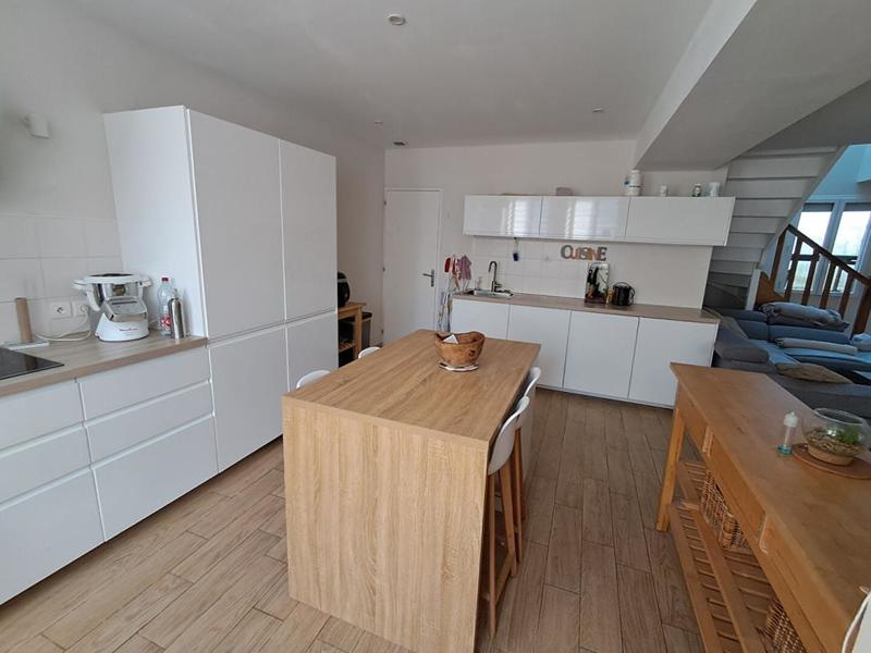 Maison - 144 m² - 8 pièces