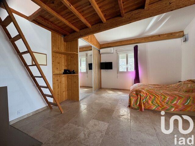 Maison de village - 75 m² - 3 pièces