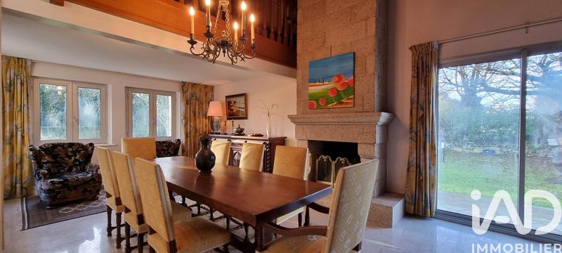 Maison - 183 m² - 8 pièces