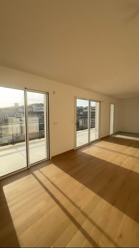 Appartement - 122 m² - 4 pièces