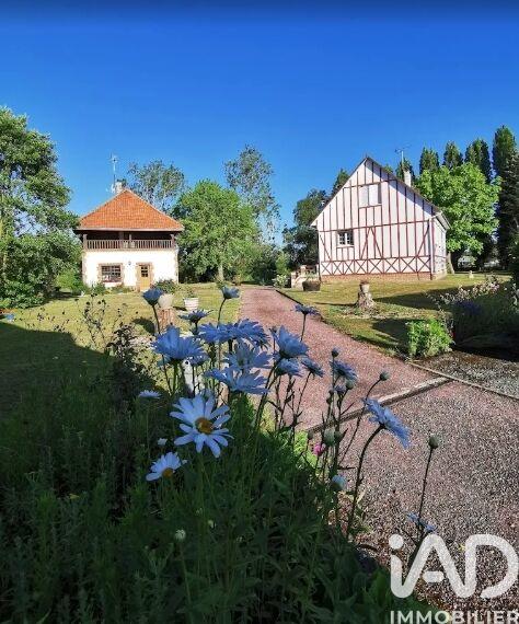 Maison - 338 m² - 11 pièces