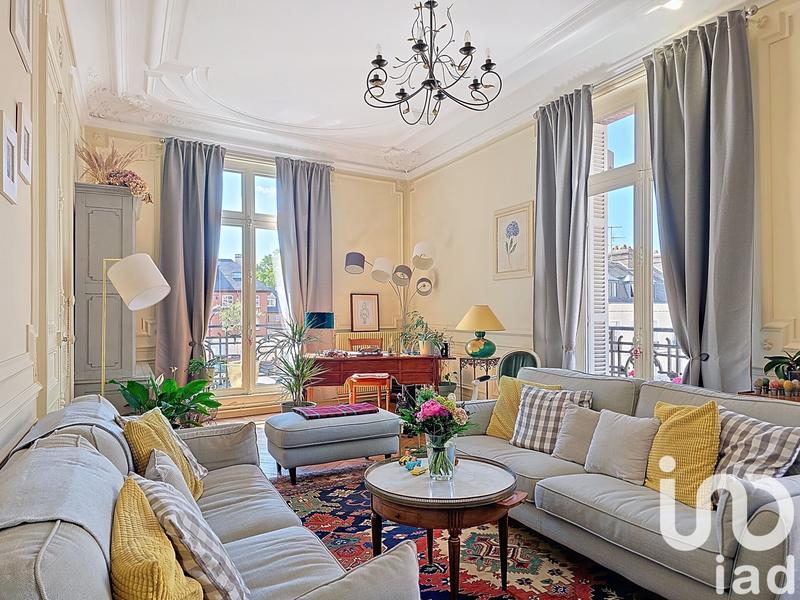 Appartement - 207 m² - 7 pièces