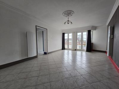 Appartement - 75 m² - 2 pièces