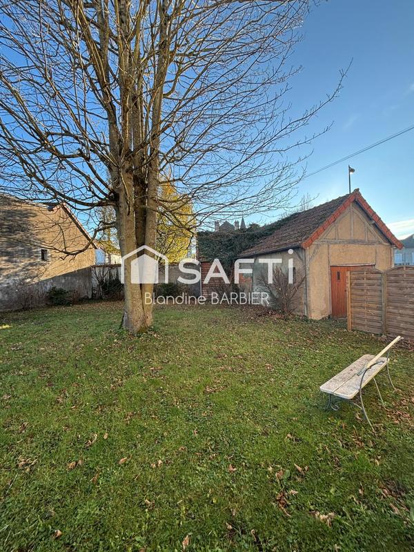 Maison - 220 m² - 9 pièces