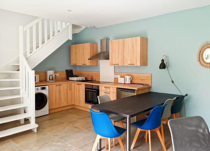 Maison - 328 m² - 15 pièces