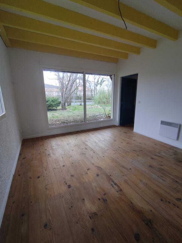 Local commercial - 95 m² - 3 pièces