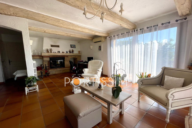 Maison - 149 m² - 6 pièces