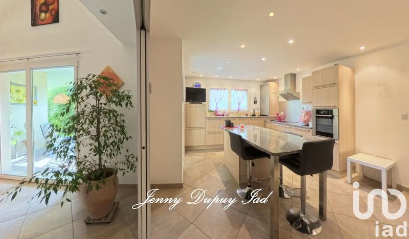 Maison de maîtres - 208 m² - 8 pièces