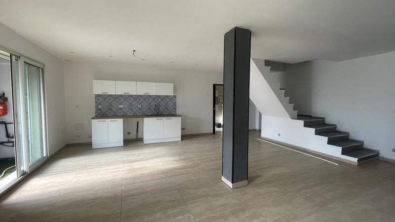 Maison - 122 m² - 6 pièces