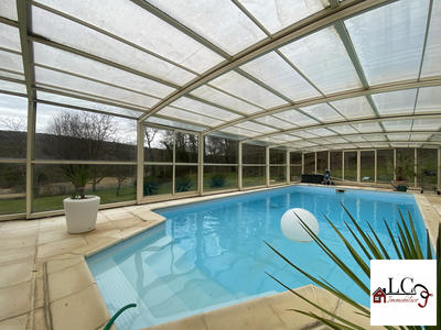 Maison - 145 m² - 6 pièces