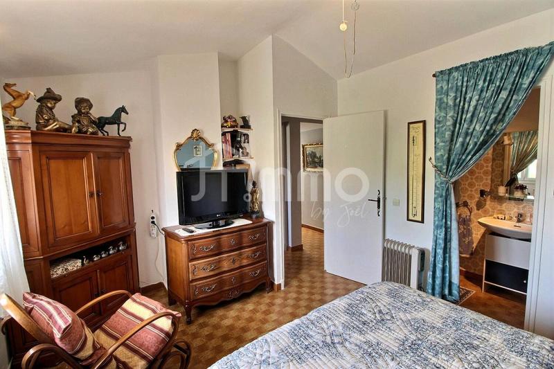 Villa - 130 m² - 5 pièces