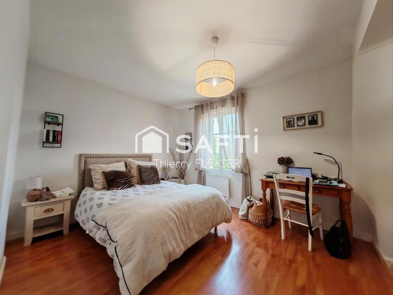 Maison - 107 m² - 6 pièces