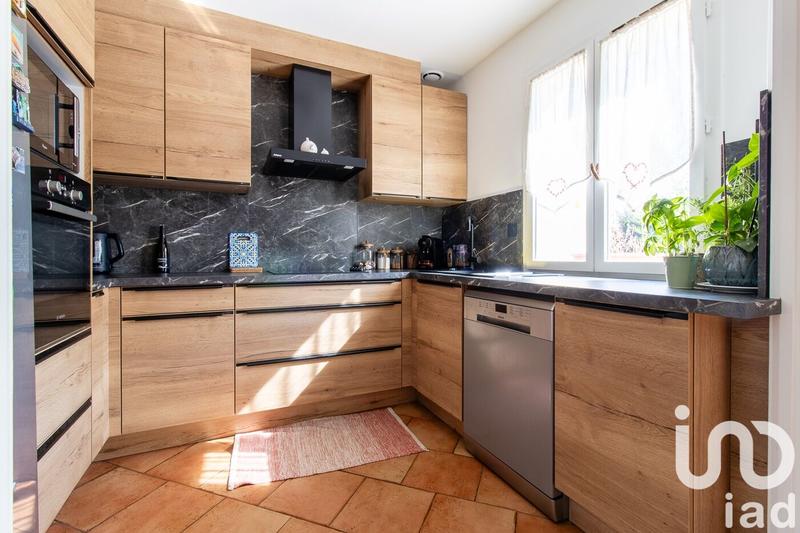 Maison - 110 m² - 6 pièces