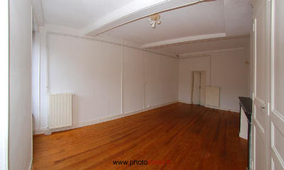 Appartement - 60 m² - 2 pièces