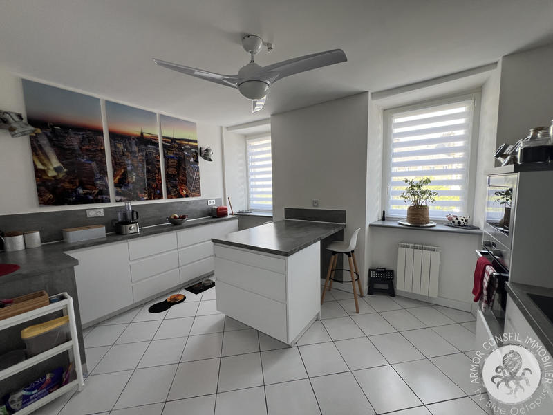 Maison - 121 m² - 5 pièces