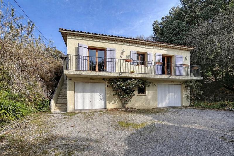 Maison - 96 m² - 4 pièces