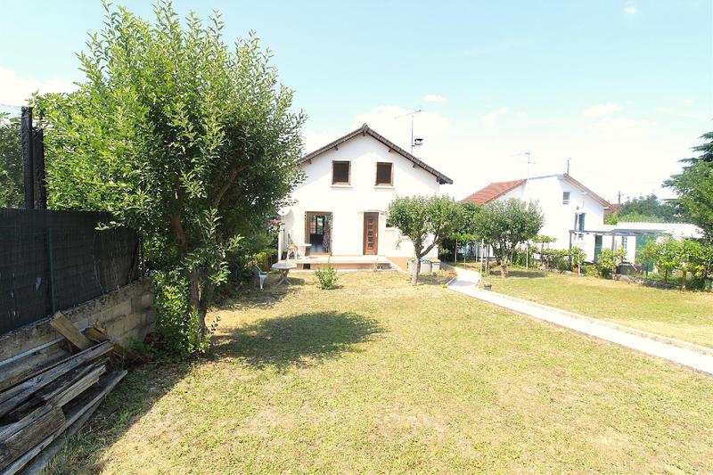 Maison - 112 m² - 6 pièces