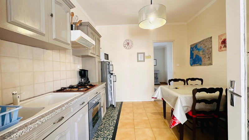 Maison - 200 m² - 10 pièces