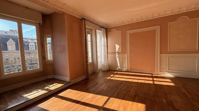 Appartement - 182 m² - 6 pièces